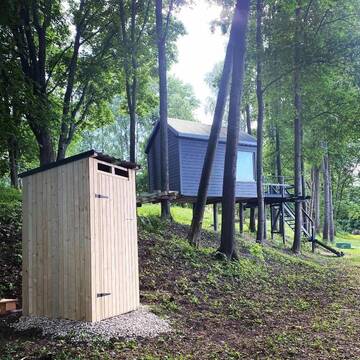 Фото номера Двухместный номер с 1 кроватью и террасой Кемпинги Tree house Linde г. Kaibala 13